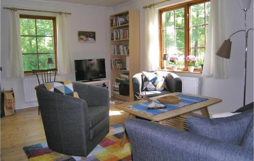 Three-Bedroom Holiday Home In Annerstad in Annerstad