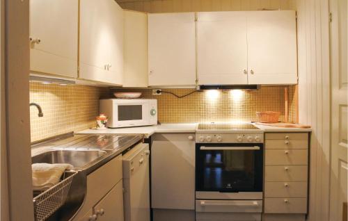 Konyha, Awesome Apartment In Stathelle in Langesund