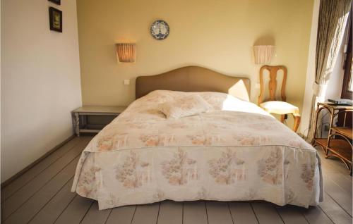 Holiday home Somme-Leuze 59 with Sauna - image 12
