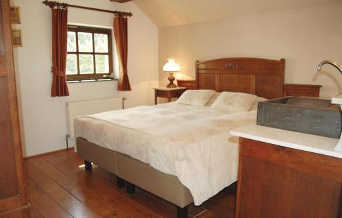 Holiday home Somme-Leuze 59 with Sauna - image 2