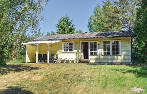 Awesome home in Lderup with 3 Bedrooms and WiFi - Löderup