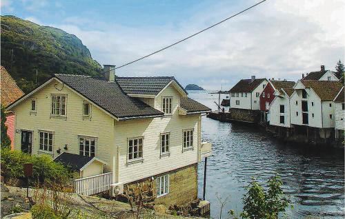 . Gorgeous Apartment In Hauge I Dalane With Wifi