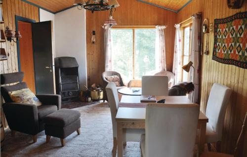 Amazing Home In Eikelandsosen With Sauna