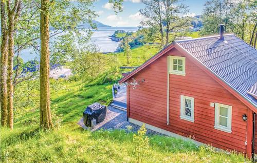 . Three-Bedroom Holiday Home in Naustdal