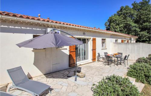 Beautiful Home In Rochefort Du Gard With Kitchen