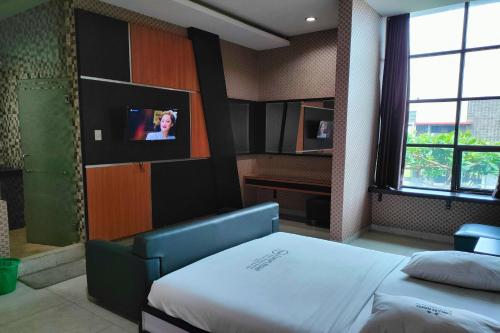 Lonari Hotel in Medan Johor