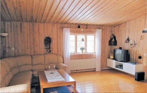 Lovely Home In Hede With Sauna in Hedeviken