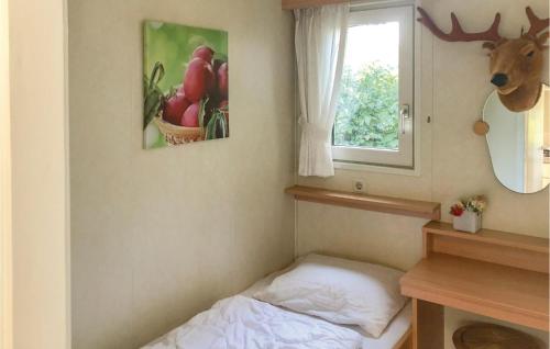 Holiday Home Tzummarum - 06 - image 10