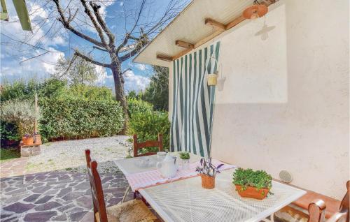  Nice Home In Camaiore -lu- With 3 Bedrooms And Wifi in Camaiore
