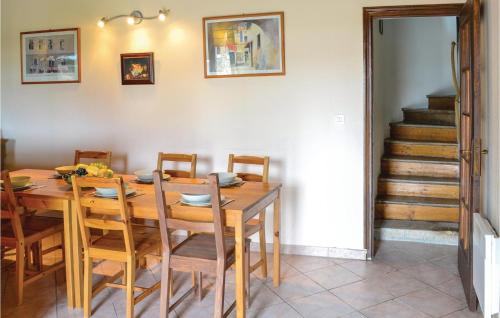 Pet Friendly Home In Trie-chteau With Wifi