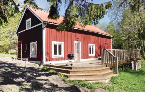 B&B Sundby - Awesome home in Strngns with 2 Bedrooms and WiFi - Bed and Breakfast Sundby