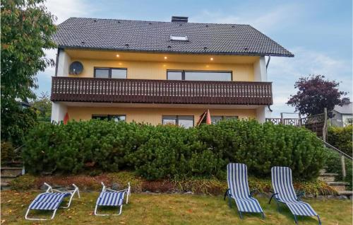 Awesome apartment in Medebach-Ddinghausen with 1 Bedrooms and WiFi - Apartment - Medebach