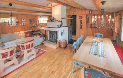 Awesome home in Sjusjen with 5 Bedrooms and WiFi in Sjusjoen