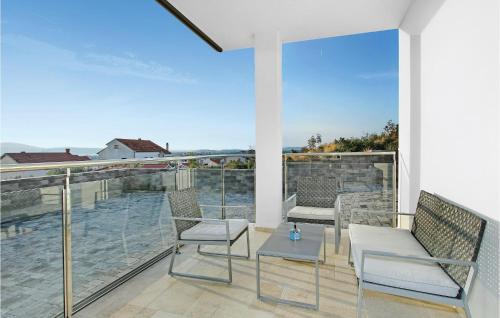 Gorgeous Apartment In Sibenik With Wifi