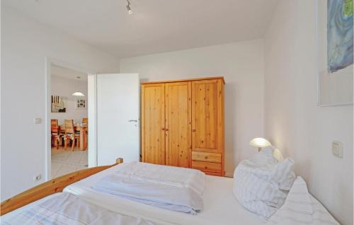 2 Bedroom Gorgeous Apartment In Rechlin - image 2