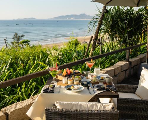 Crown Retreat Quy Nhon Resort