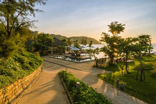 Crown Retreat Quy Nhon Resort