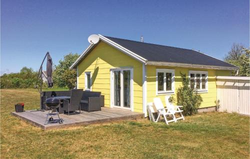 . Awesome Home In Lttorp With 2 Bedrooms And Wifi