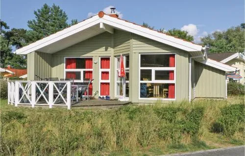 Abendrot 1 - Dorf 3 in Priwall, Deutschland