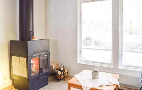 2 Bedroom Cozy Home In Ingaro near Bullando krog