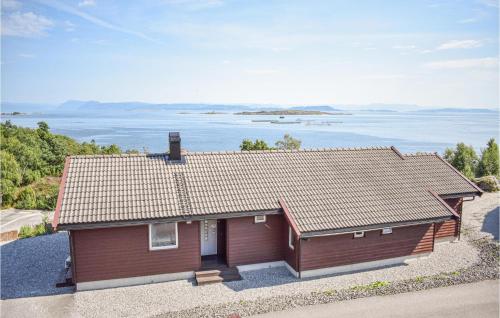 Amazing Home In Nedstrand With 5 Bedrooms, Sauna And Wifi - Nedstrand