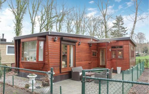 Two-Bedroom Holiday Home in Lanaken gîte à louer Heiwik