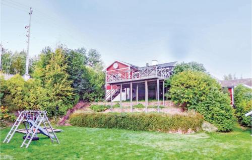 B&B Tranås - Amazing Home In Trans With 6 Bedrooms, Sauna And Wifi - Bed and Breakfast Tranås