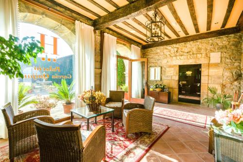 Vestabils, Hotel Palacio Garcia Quijano in Tarriba