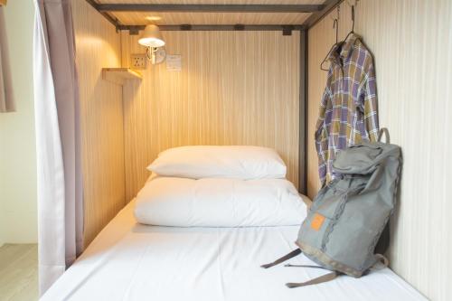 Corner Hostel & Cafe, Taipei (photo 11)