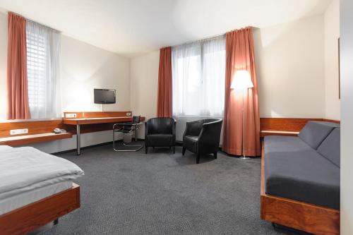 2 twin beds