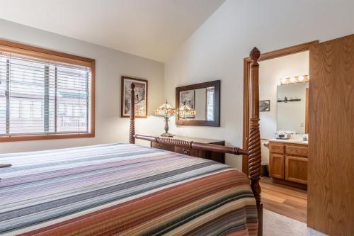 Aspen Meadows 10 - image 11