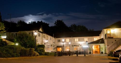 Rose of York – London