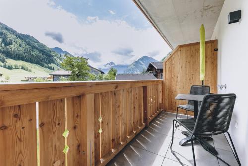 Apartment with Balcony