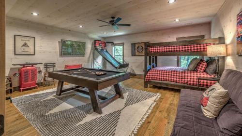 Bert's Hideaway Bert's Hideaway