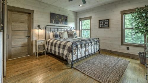 Bert's Hideaway Bert's Hideaway