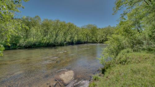 Bert's Hideaway Bert's Hideaway