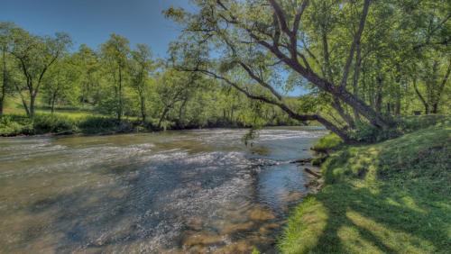 Bert's Hideaway Bert's Hideaway