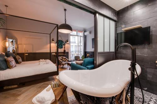 The Royal Elysée Suite, Paris
