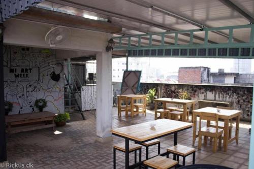 Pub/salon, Abby by the river in Ipoh