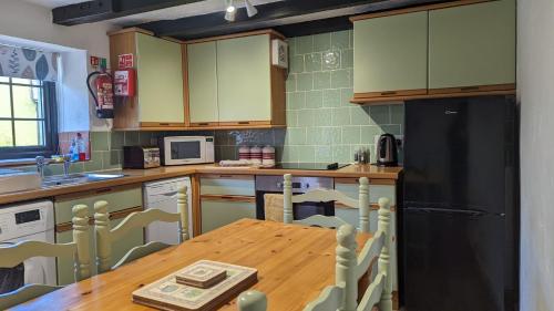 Yetland Farm Holiday Cottages in كومبي مارتين