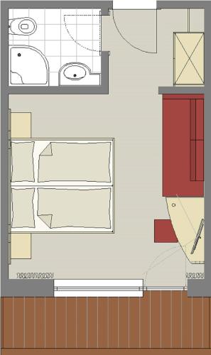 1 queen bed, 1 twin bed