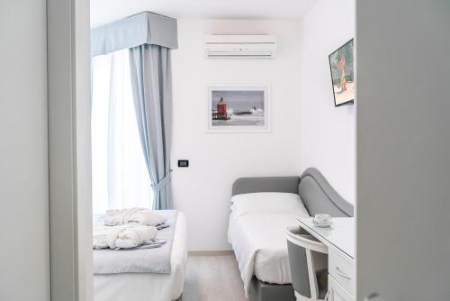 Triple Room with Sea View