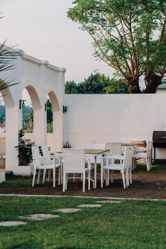 Exterior view, Seaside Villa & Muse Beach Resto in Bandengan