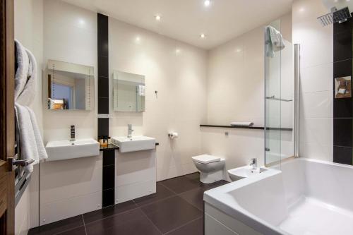 Apartment 3 48 Bishopsgate - image 4