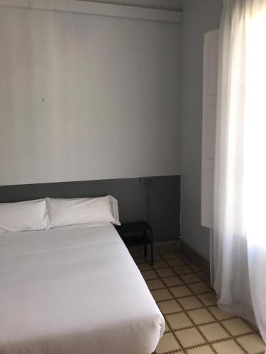 Hotel Monegal - image 10