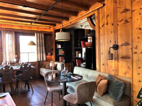 餐廳, 法夫雷木屋大酒店 (Hotel Le Grand Chalet Favre) in 聖路加