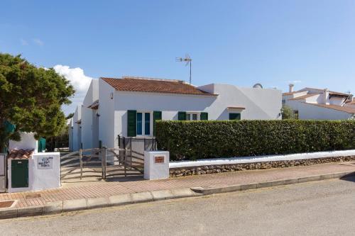 Three-Bedroom Villa image 7