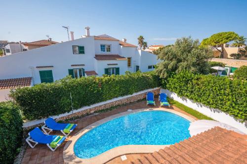 Three-Bedroom Villa image 10