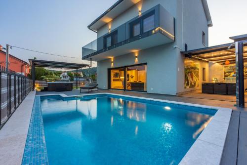 Villa Saric - Accommodation - Bribir