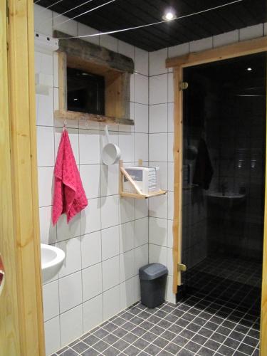 Bathroom, Revontuli Cottage in Akaslompolo